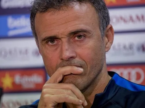 Luis Enrique khiêm tốn sau khi bị La Liga 'ghẻ lạnh'