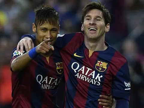 Man City 3 lần tiếp cận Messi, Neymar