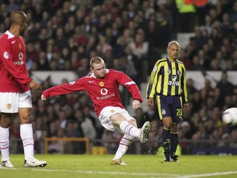 Màn ra mắt C1 đỉnh cao của Wayne Rooney