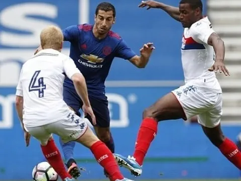 Màn ra mắt Man United ấn tượng của Henrikh Mkhitaryan