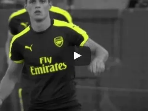 Màn trình diễn ấn tượng của Granit Xhaka trong tháng Tám
