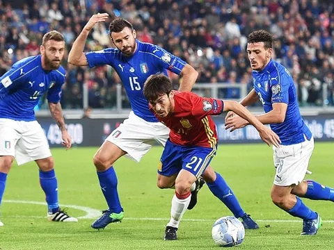 Màn trình diễn của David Silva vs Italia