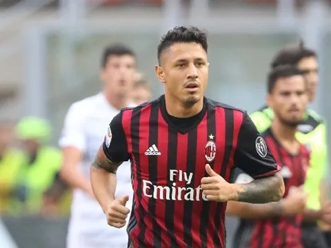 Màn trình diễn của Lapadula trước Crotone