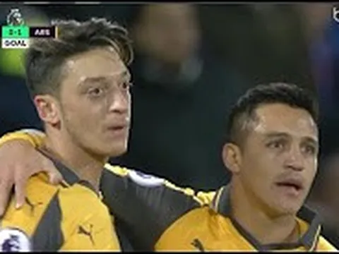 Màn trình diễn của Sanchez trước West Ham