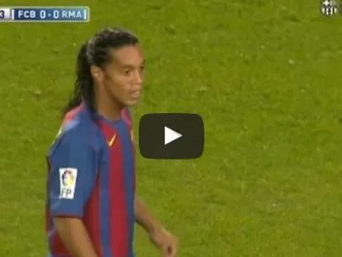 Màn trình diễn kĩ thuật của Ronaldinho vs Real Madrid (2004)