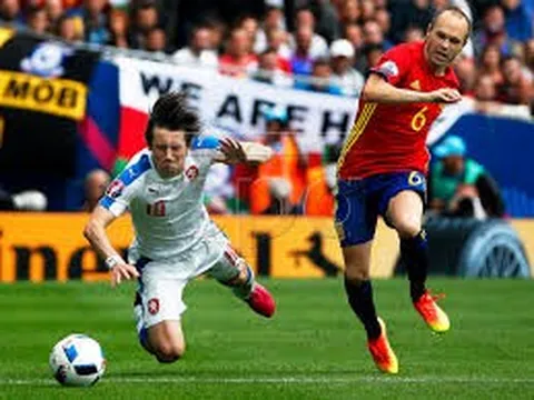 Màn trình diễn siêu hạng của Andres Iniesta vs Séc
