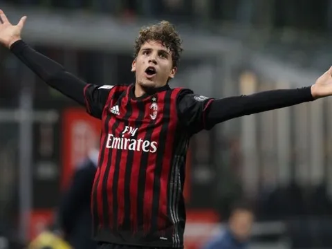 Manuel Locatelli: Người hùng tuổi teen