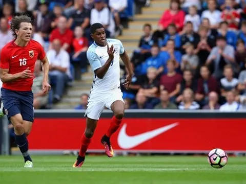 "Marcus Rashford là siêu nhân"