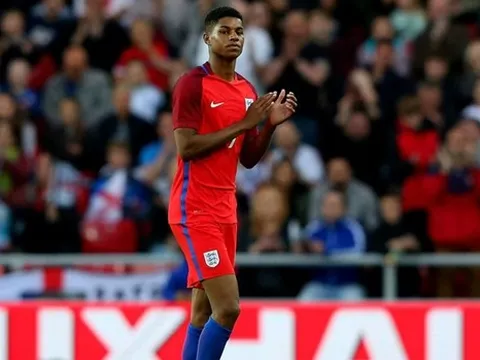 Marcus Rashford: Rooney mới hay Walcott mới?