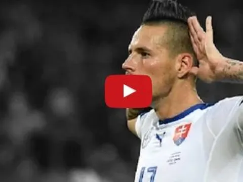 Marek Hamsik chơi cực hay trong trận đấu với tuyển Nga