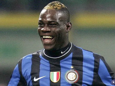 Mario Balotelli thời còn khoác áo Inter Milan