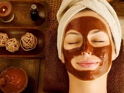 Mặt nạ cà phê tự làm: giải pháp đơn giản giúp da sáng mịn, giảm mụn đầu đen