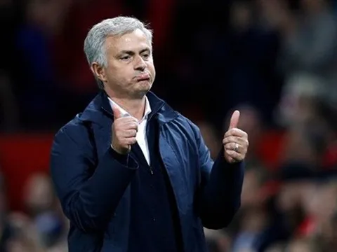 Mặt trái của Mourinho