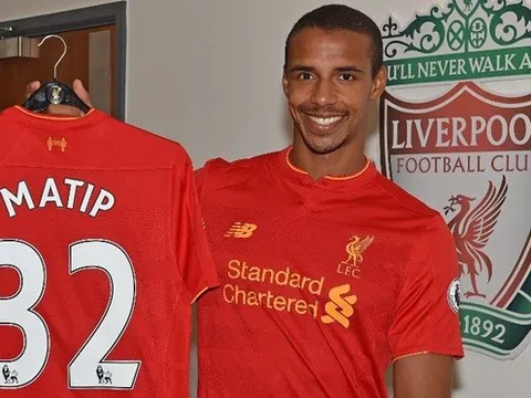 "Đá tảng" của Klopp chính thức ra mắt tại Liverpool