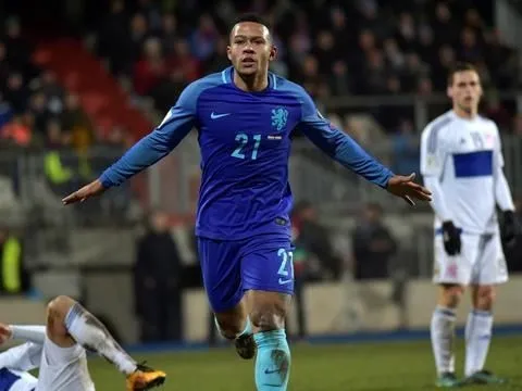 Memphis Depay chói sáng trước Luxembourg