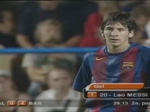 Sự thật về bàn thắng đầu tiên của Messi cho Barca