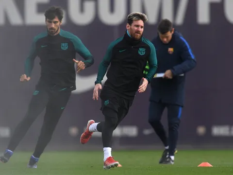 Messi tươi tỉnh trên sân tập, quyết tạm biệt chuỗi ngày buồn