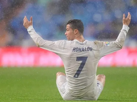 Messi và Ronaldo trốn thuế bằng bản quyền hình ảnh