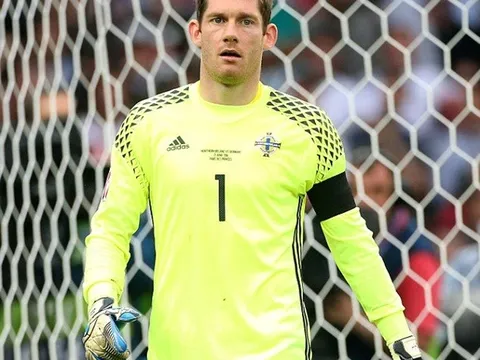 Góc tuyển trạch EURO 2016: Món hàng xịn miễn phí trong khung gỗ