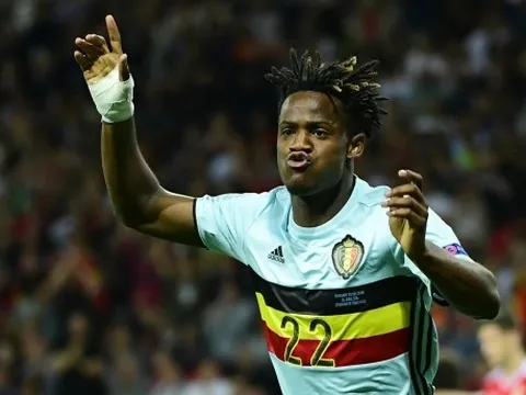 HLV Conte nói gì về tân binh Batshuayi?