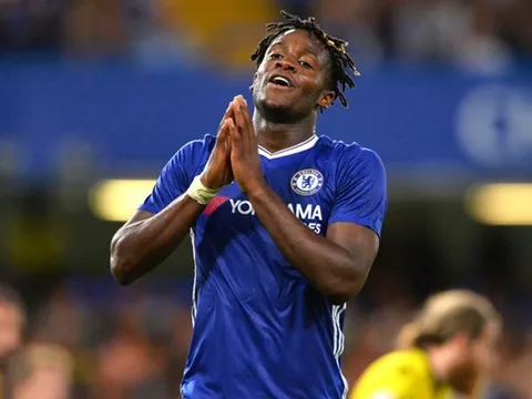 Liên tục tỏa sáng, Batshuayi vẫn tỏ ra khiêm tốn