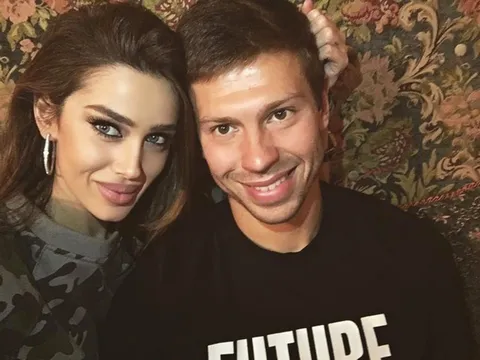 Wags Nga bị fan la ó vì khoe túi xách đắt tiền sau khi đội nhà bị loại
