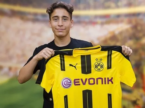 Dortmund và chuyện lạ ở Signal Iduna Park