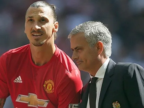 Mourinho, Ibrahimovic và "câu thần chú" ở Old Trafford