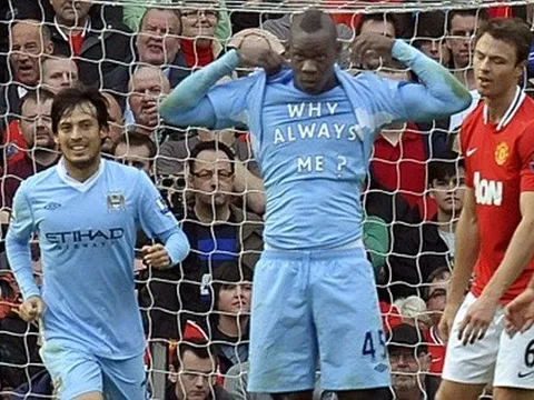 Man United mua Balotelli, tại sao không?