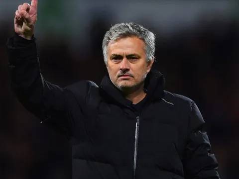 Tiết lộ nhóm nhạc thần tượng của Mourinho