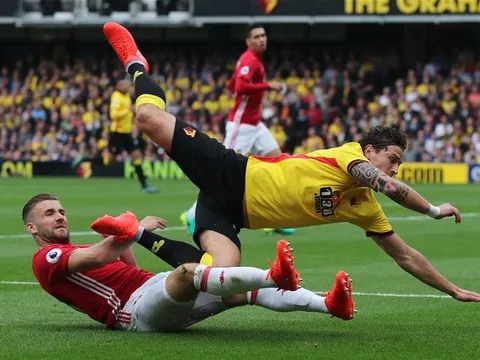 Mourinho bất ngờ chỉ trích Luke Shaw sau trận thua Watford