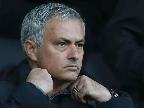 Mourinho khen ngợi sự dũng cảm của Phil Jones
