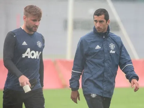 Mourinho: Mkhitaryan và Shaw vắng mặt không phải vì chấn thương
