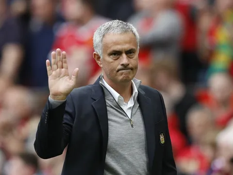 Mourinho: Thắng Leicester không dễ