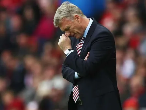 Sunderland dở tệ, 'án trảm' dí sát cổ David Moyes