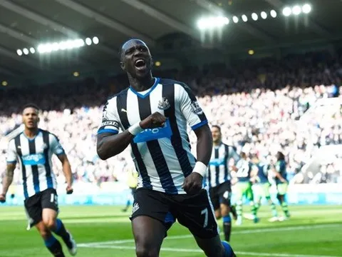 Muốn mua Sissoko, Real phải "nhả" 2 sao trẻ cho Newcastle