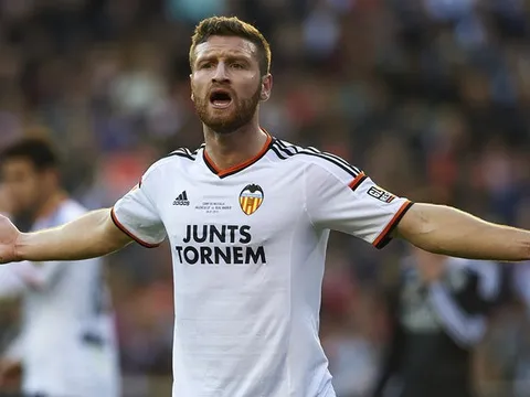 Arsenal nâng giá lần cuối cho Mustafi