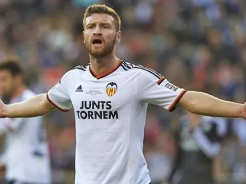 Arsenal hỏi mua trung vệ hay nhất La Liga mùa trước