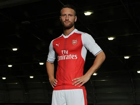Mustafi nói gì ngày ra mắt Arsenal?