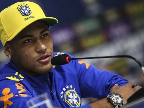 Neymar: "Tôi ăn chơi, tiệc tùng thì sao chứ?"