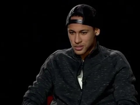 Neymar trải lòng sau khi gia hạn với Barcelona