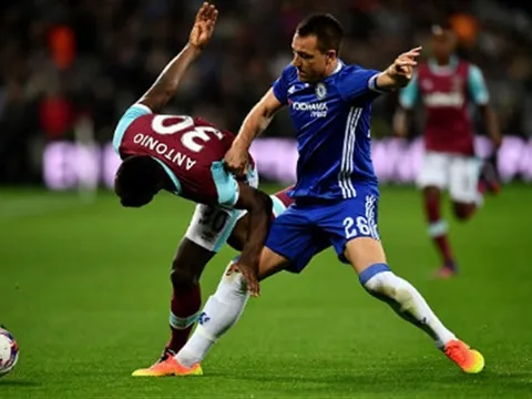 Ngày Terry trở lại, Chelsea 'bật' khỏi League Cup