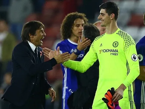 Antonio Conte: người đi viết sử tại Stamford Bridge