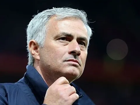 Nhờ Mourinho, MU sẽ nuốt chửng phần còn lại Premier League