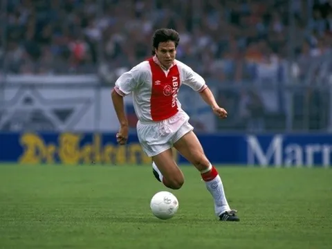 Những bàn thắng của danh thủ Jari Litmanen