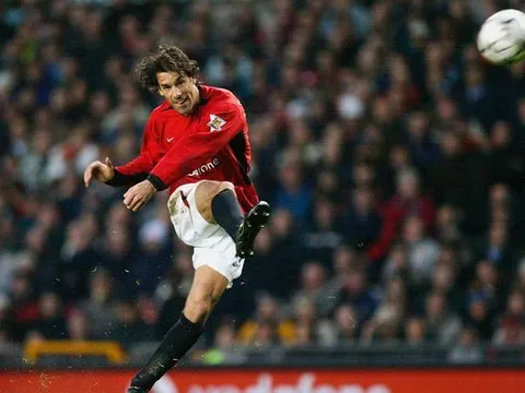 Những bàn thắng đẳng cấp của Ruud van Nistelrooy