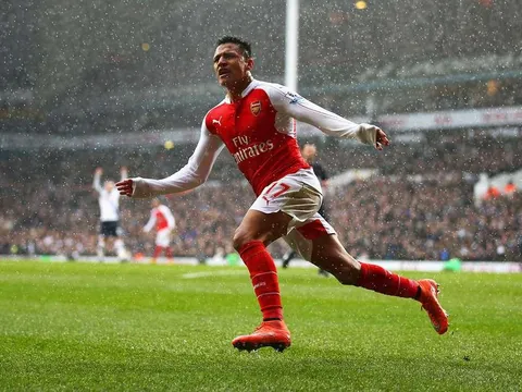 Những bàn thắng mang thương hiệu Arsenal