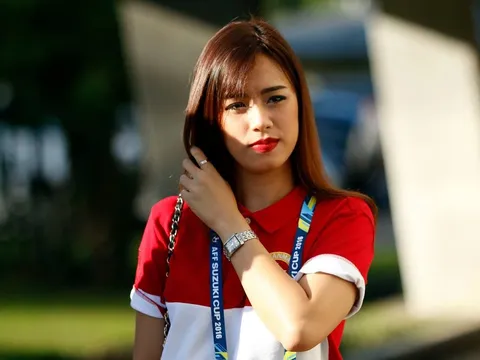 Những "bông hoa" tươi tắn trên khán đài Thuwanna - Myanmar