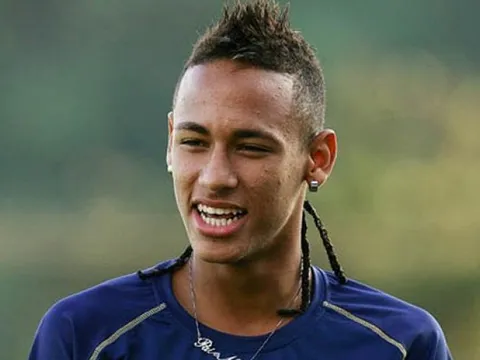 Những màn 'nhảy múa' của Neymar khi chưa tròn đôi mươi