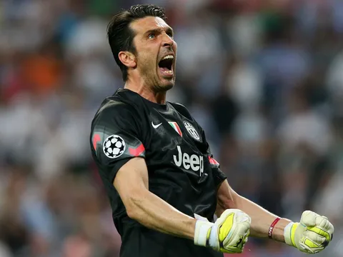 Những pha cứu thua 'đỉnh' của Gianluigi Buffon tại Champions League